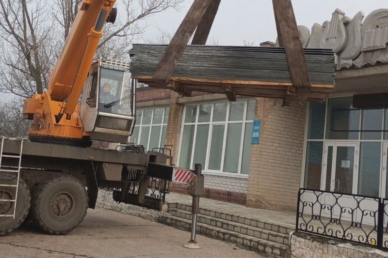 По программе Президенского Фонда Культурных Инициатив России в Куйбышевском районе восстановили кровлю на Доме культуры.