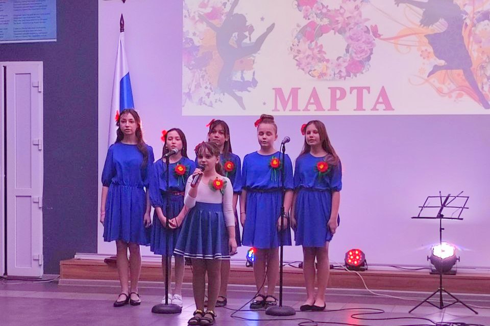 Праздничные концерты, приуроченные к 8 Марта состоялись в Куйбышевском муниципальном округе.