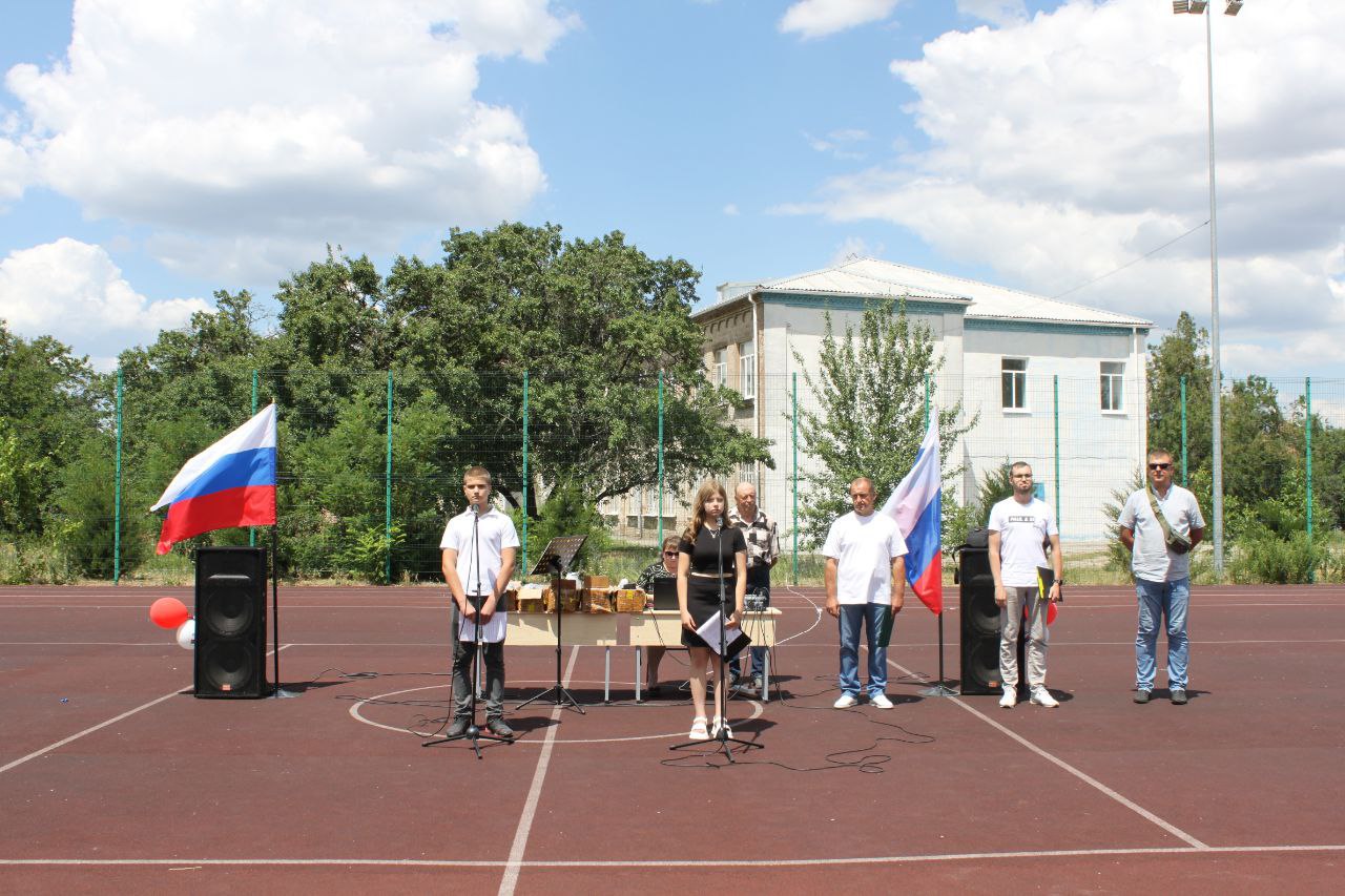 Воспитанники спортивной школы Куйбышевского округа отметили День молодёжи.