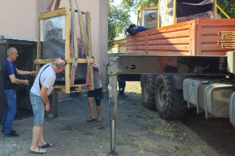 Шефы отремонтируют систему отопления в Розовской школе искусств. Шефы отремонтируют систему отопления в Розовской школе искусств.