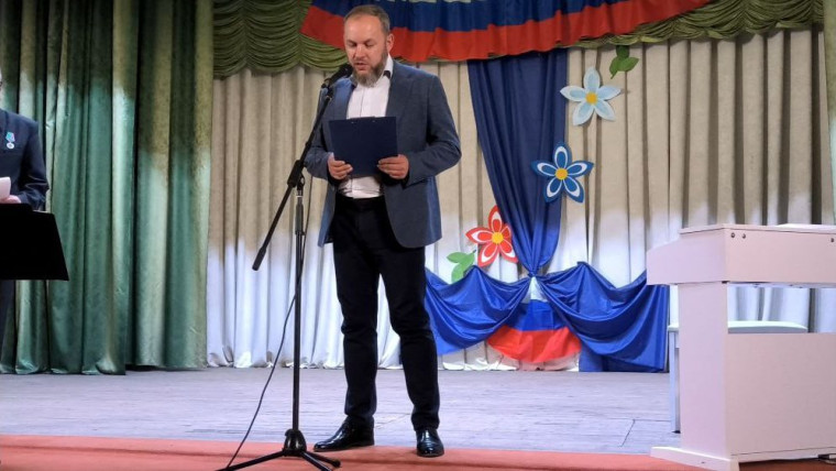 Куйбышевский муниципальный округ отметил вторую годовщину присоединения Запорожской области к России. Куйбышевский муниципальный округ отметил вторую годовщину присоединения Запорожской области к России.