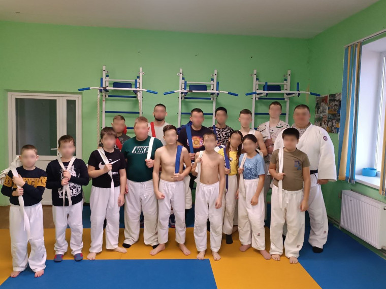 В пгт Куйбышево прошла открытая тренировка с юными дзюдоистами. В пгт Куйбышево прошла открытая тренировка с юными дзюдоистами.